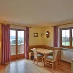 Stiedlbauerhof Farm stay Seeham